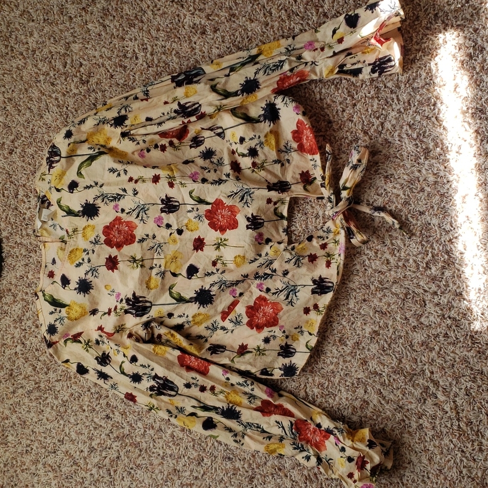 H&M Floral Flared Sleeve Shirt
